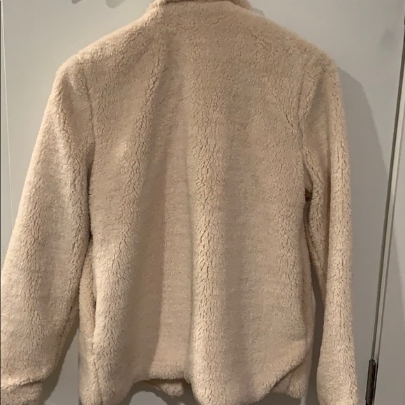 Warm fur jacket - Picture 2 of 2